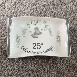 Lefton China 1305 White Porcelain Trinket Dish with Gold and Red Makers Mark